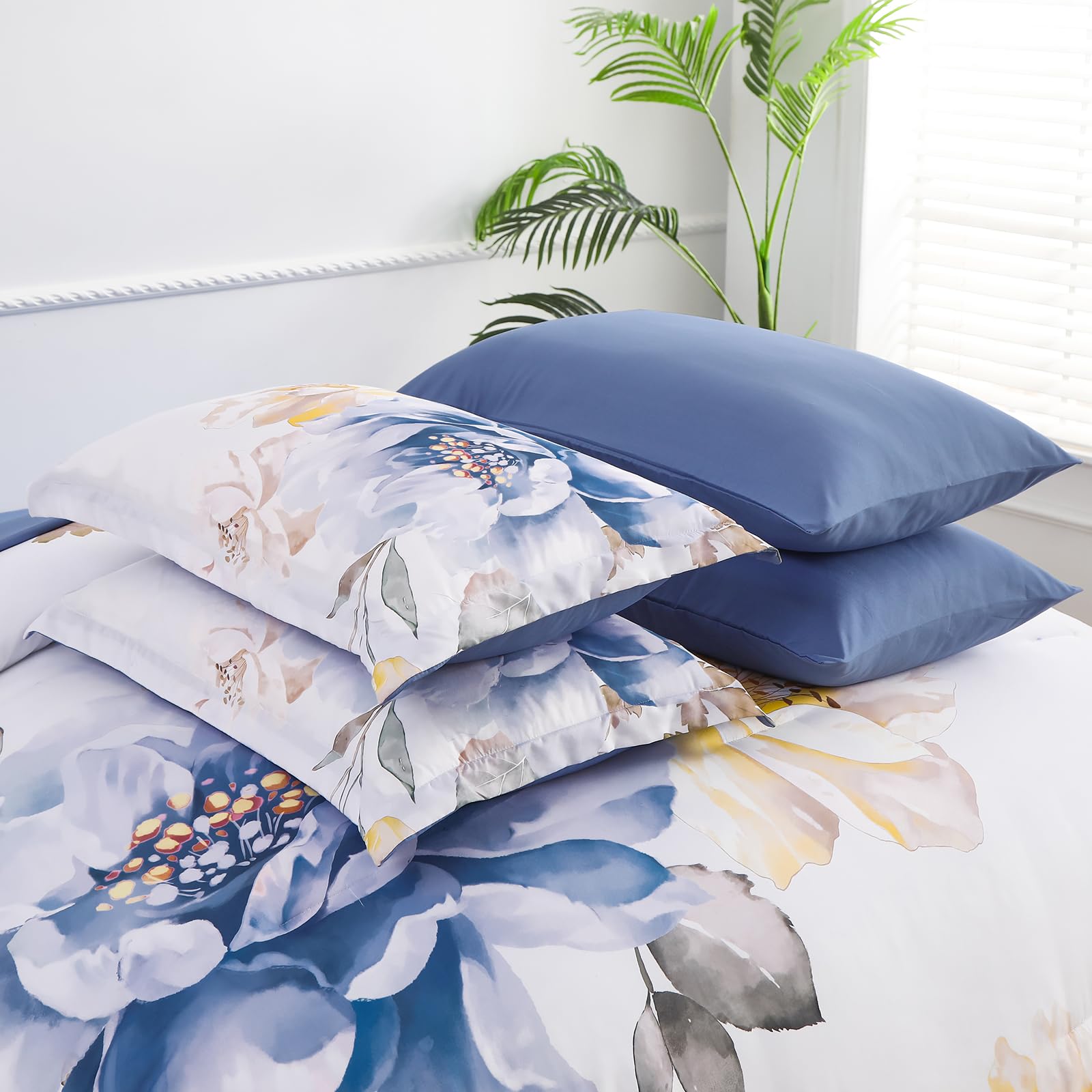 Floral Comforter Set Queen Size 7 Pieces Bed in A Bag Blue Flower Leaves Soft Bedding