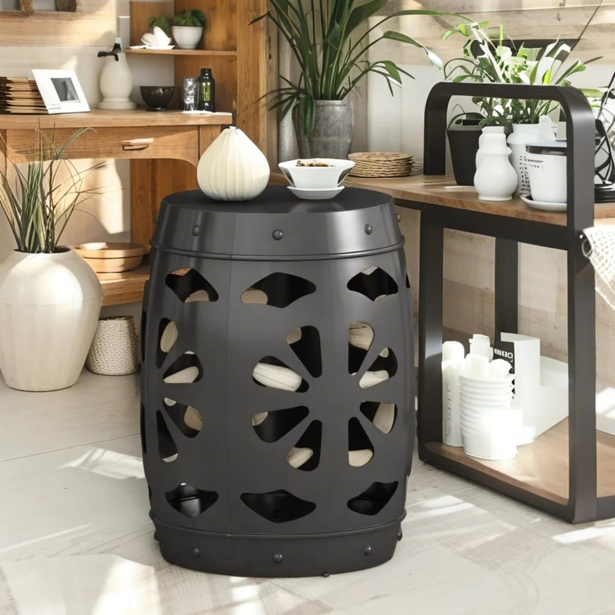 16.5 Inch Metal End Table, Modern Accent Table Industrial Side Tables Iron Frame