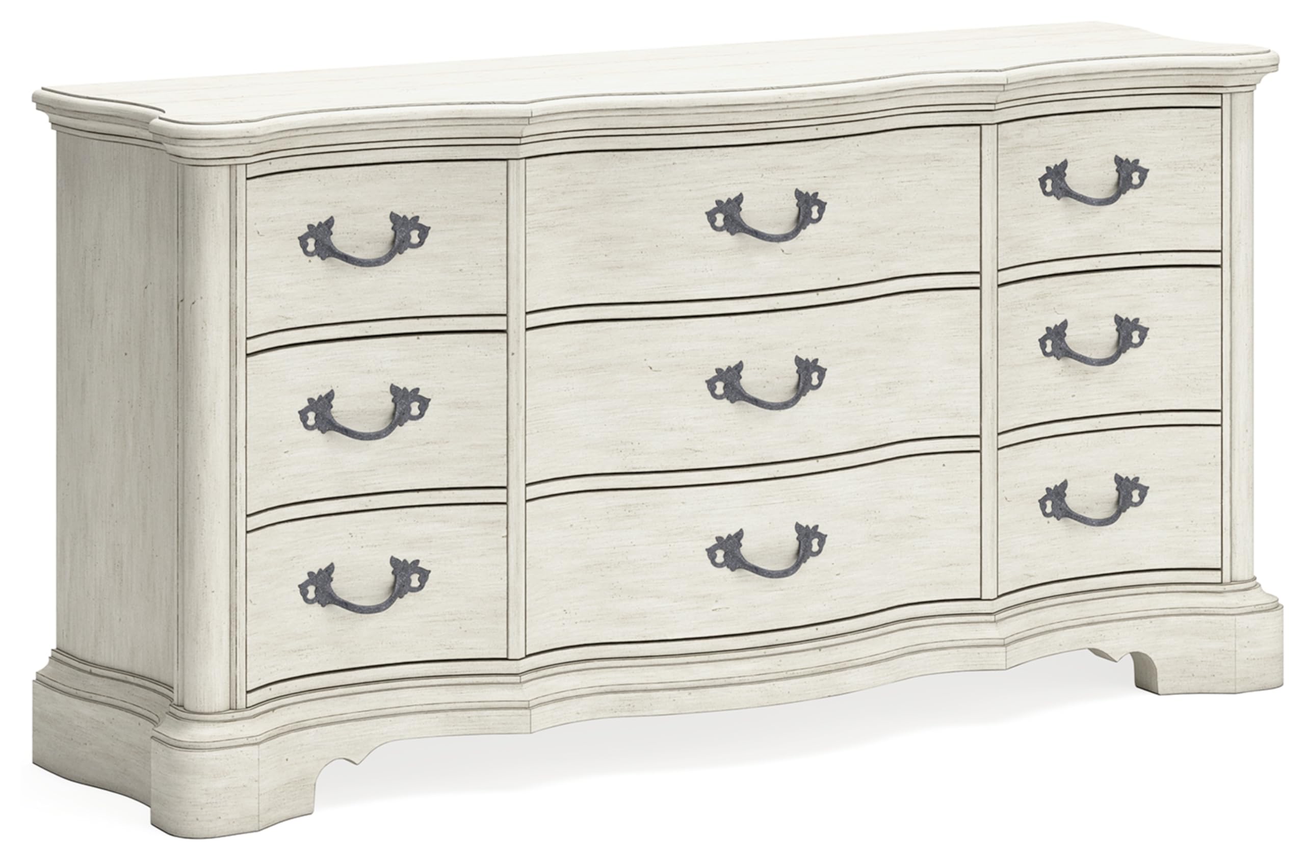 Arlendyne Traditional 9 Drawer Dresser