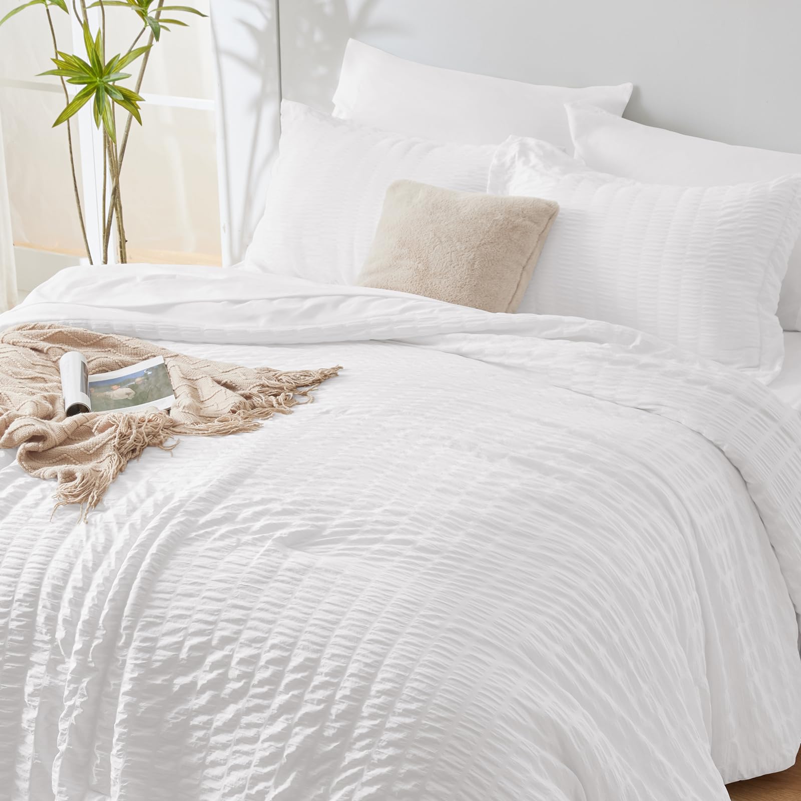 King Comforter Set with Sheets White Seersucker Bed in a Bag 7-Pieces All Season Bedding Sets