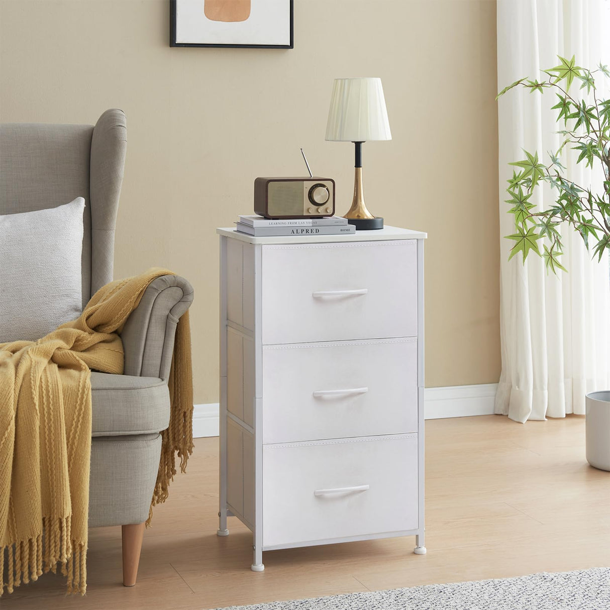 White Nightstand, 3 Drawer Dresser for Bedroom, Bedside Table Night Stand End Table