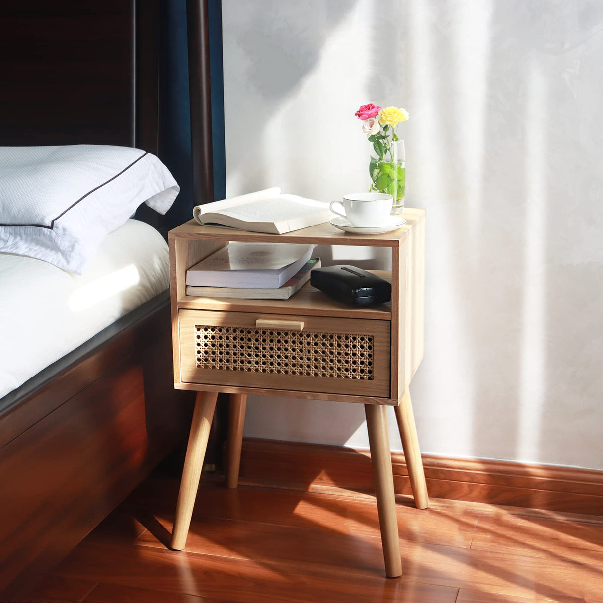 Modern Nightstand Rattan Side End Table with Storage, for Living Room, Bedroom and Small Spaces,