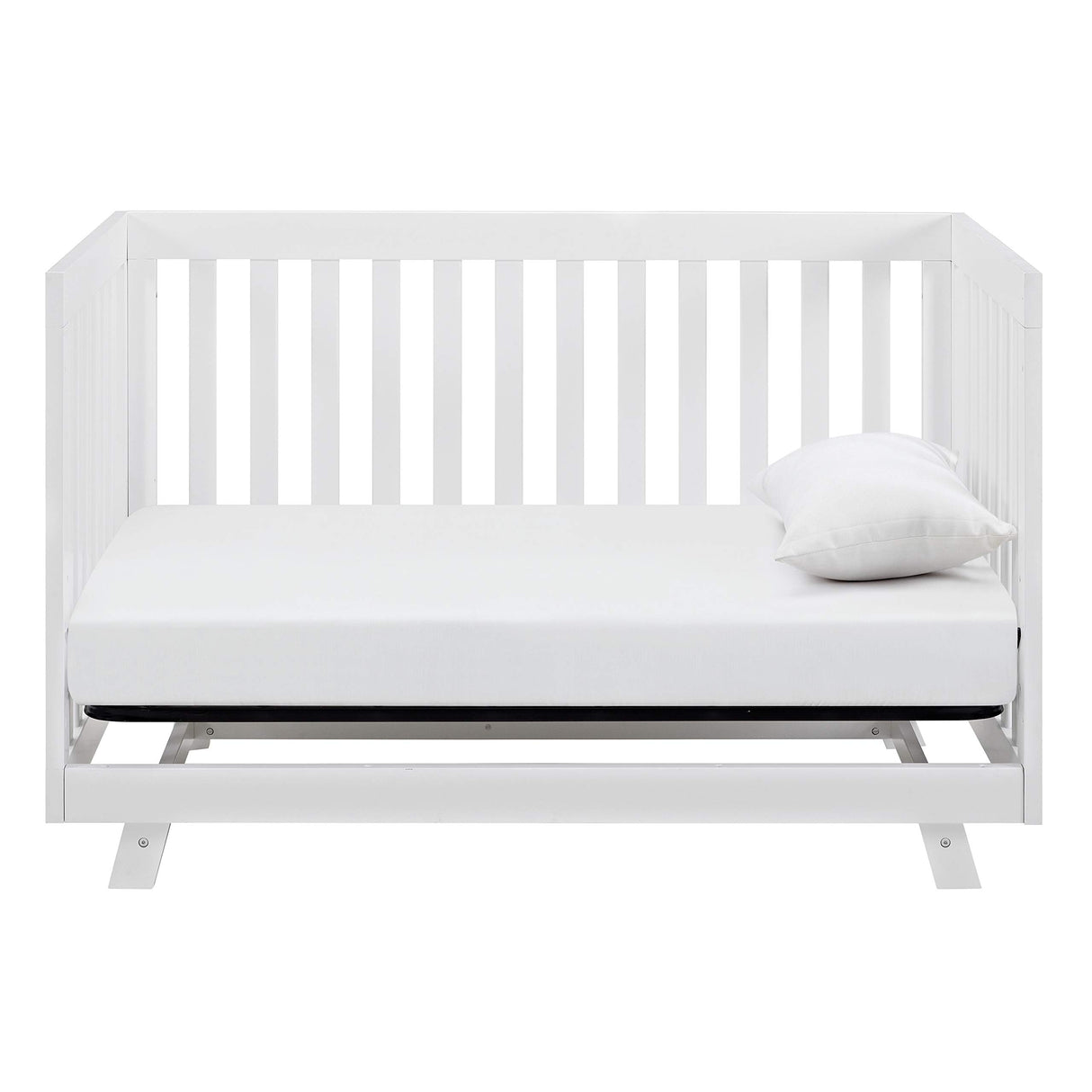 Beckett Convertible Crib (White) – Converts from Baby Crib to Toddler Bed and Daybed,