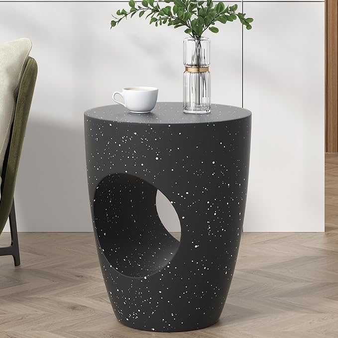 Outdoor Side Table, Concrete end Table/Outdoor Accent Patio Table