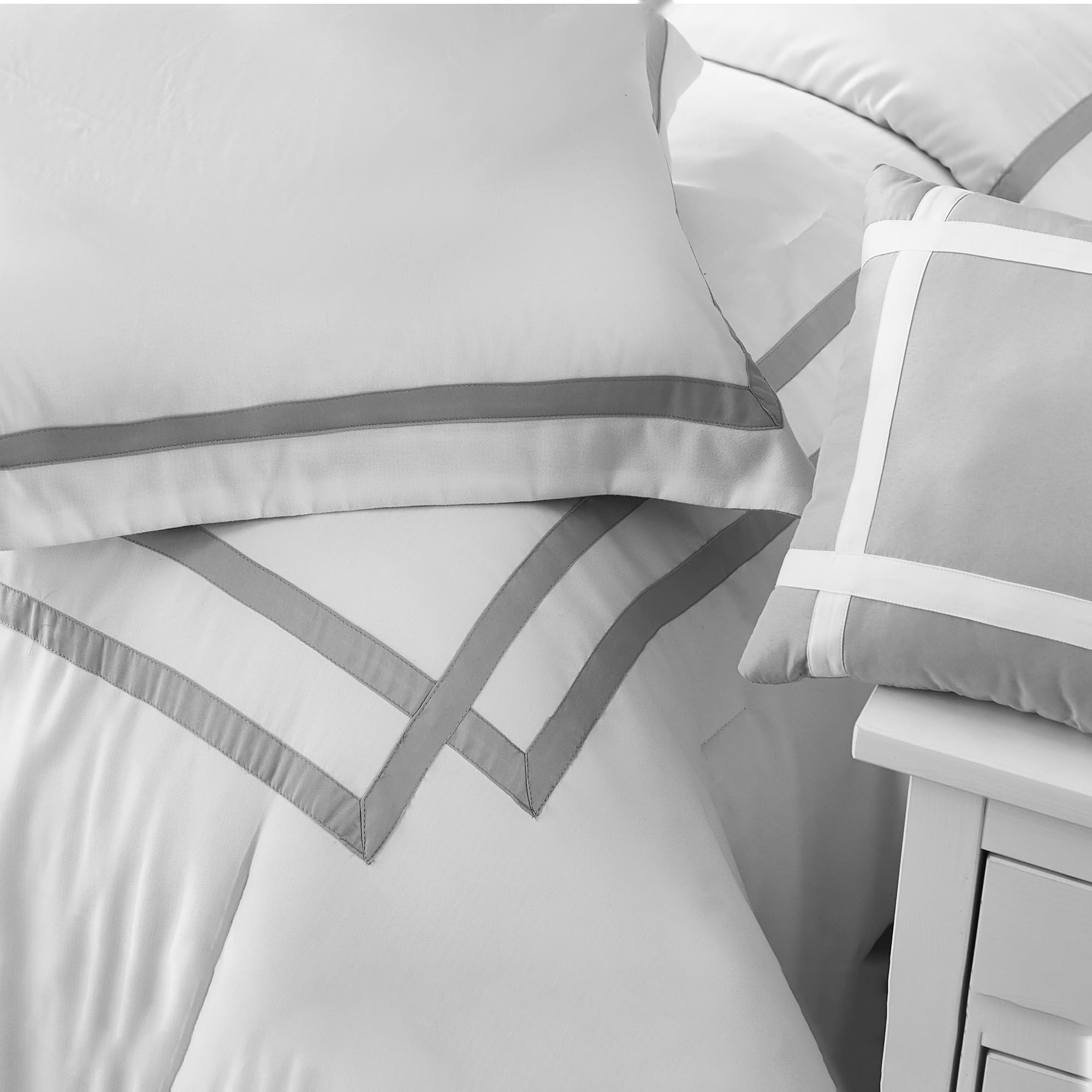 White Comforter Set Queen 8-Piece Hydro-Brushed Luxury Bedding