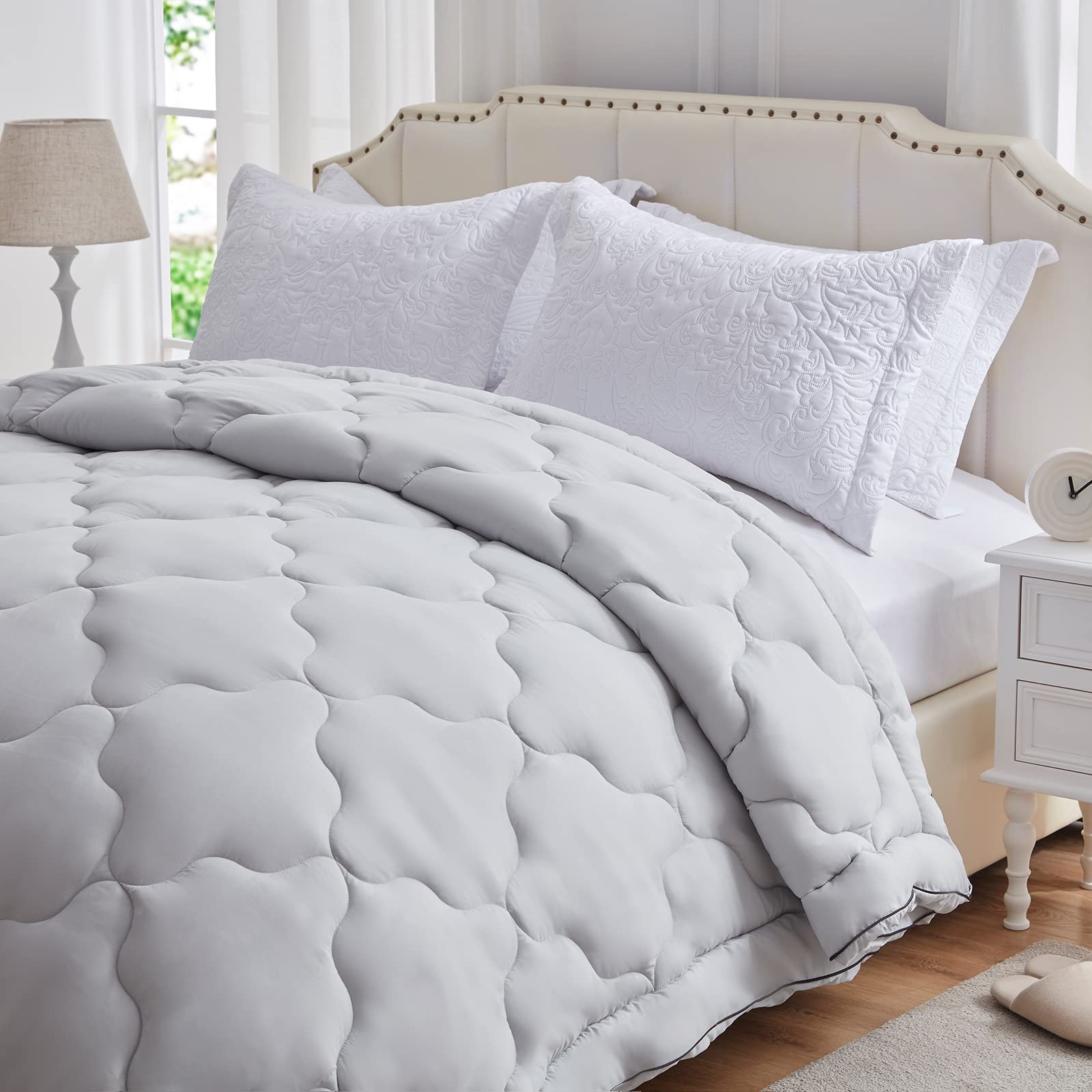 NexHome Comforter Duvet Insert - Quilted Comforters Queen Size, All Season Duvet, Down Alternative Bedding Comforter with Corner Tabs (Light Grey,Queen 88"x88")