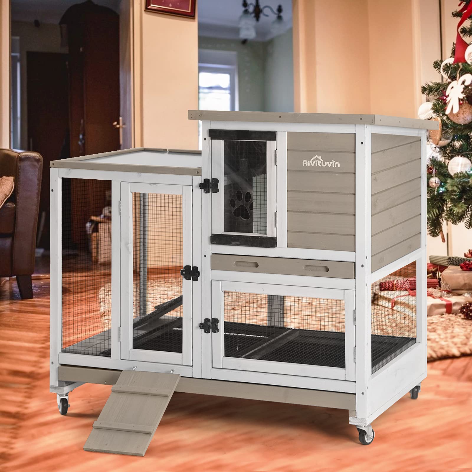 Large Rabbit Hutch with Removable Wire Netting, 2 Deep Trays, 4 Wheels, Sliding Door