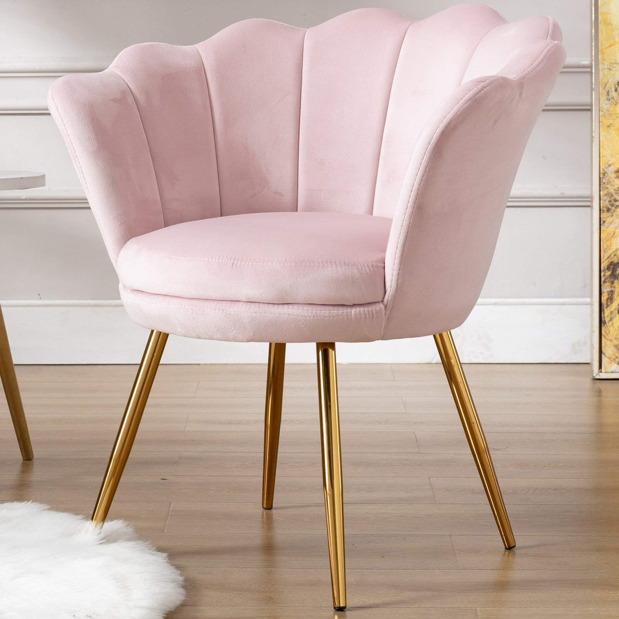 Wahson Velvet Upholstered Living Room Chair, Comfy Accent Seashell Chair Light Pink Barrel Vanity Chair with Seashell Back & Gold Legs, Retro Leisure Accent Barrel Chair, Light Pink