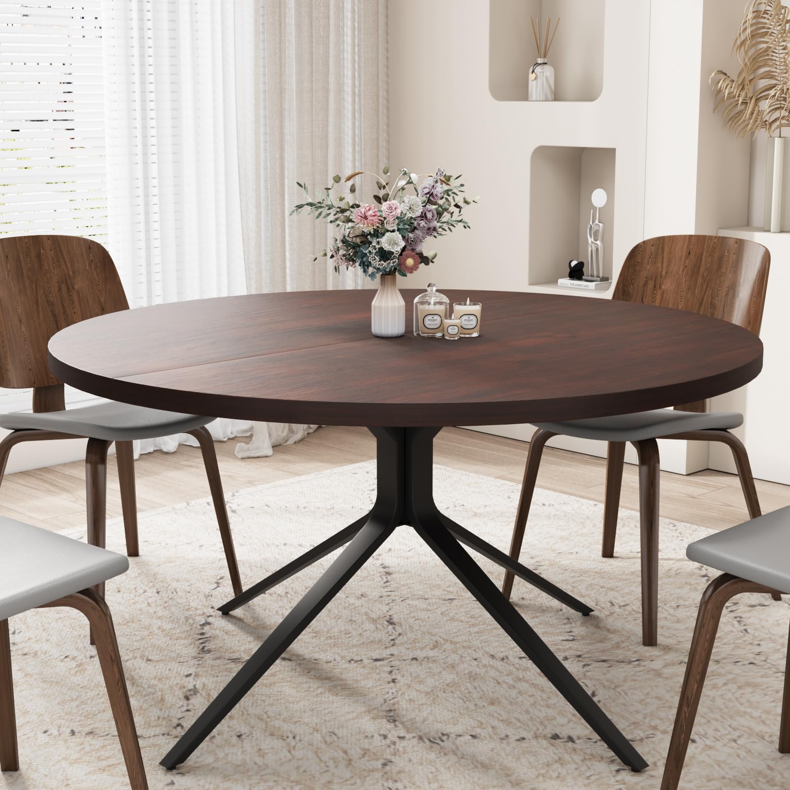 47-Inch Round Solid Wood Dining Table for 4-6 People