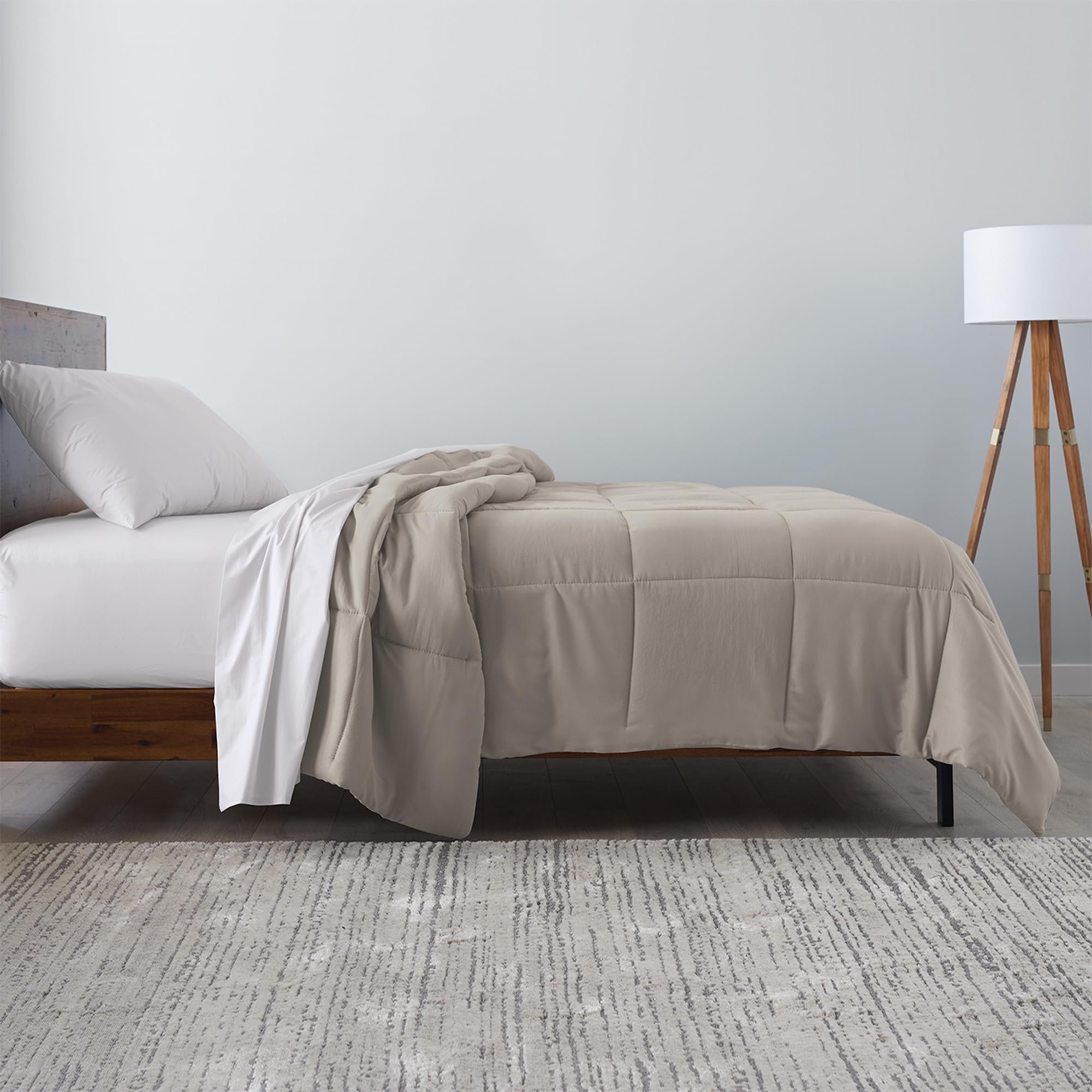 Microfiber Down-Alternative Solid Color Comforter - Khaki - Full/Queen (90"x90")