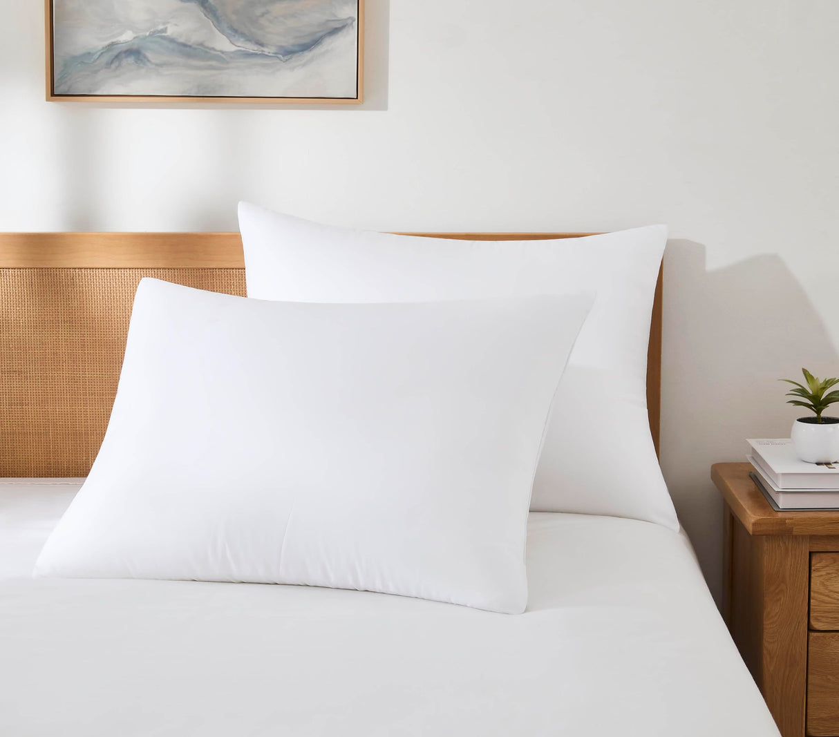 Bed Pillows for Sleeping - Breathable & Comfortable, Ideal for Side