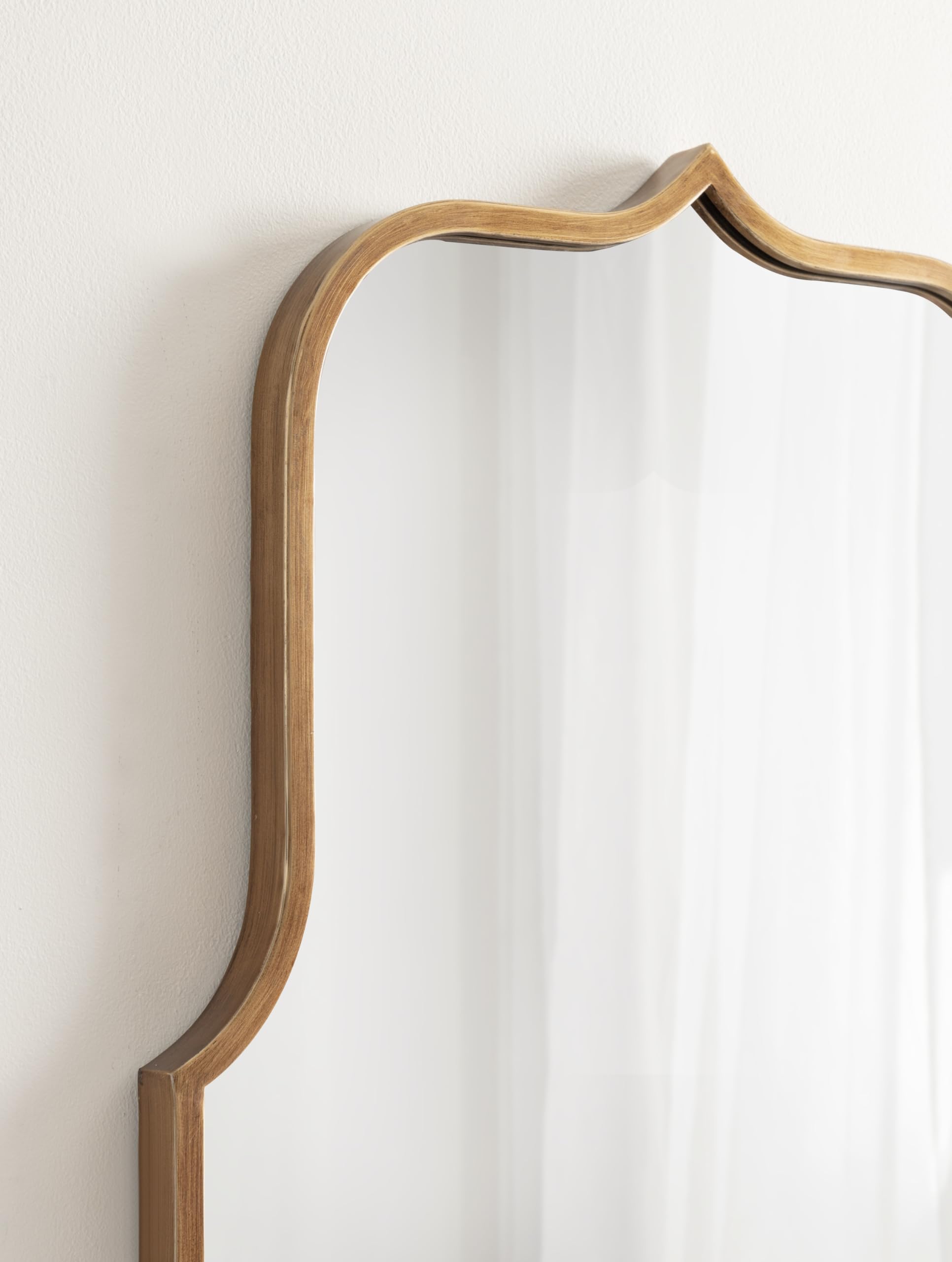 Gezella Glam Scalloped Arched Wall Mirror, Antique Gold