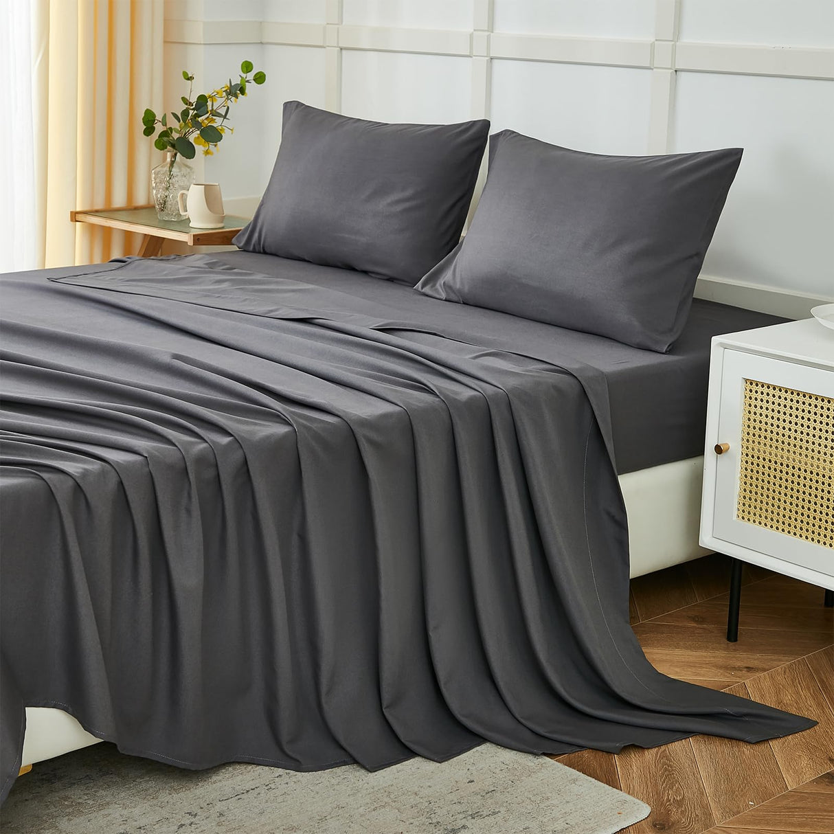 King Size Sheets Set, 4 Piece Microfiber Grey Bed Sheets King Set,Hotel Luxury Super