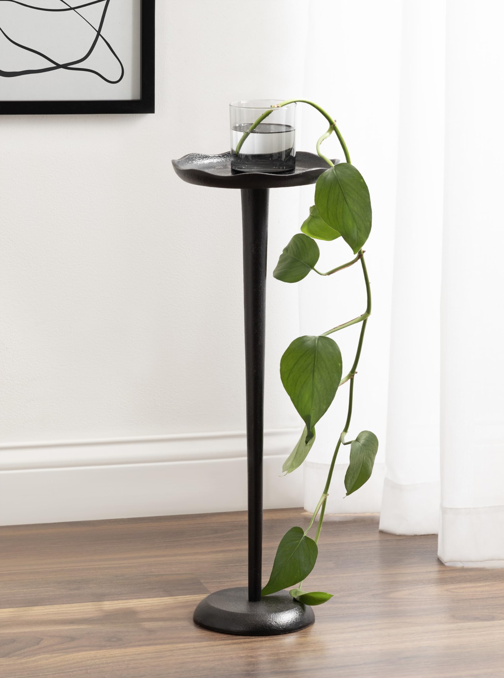 Alessia Modern Decorative Metal Drink Table, 8 x 8 x 22, Black
