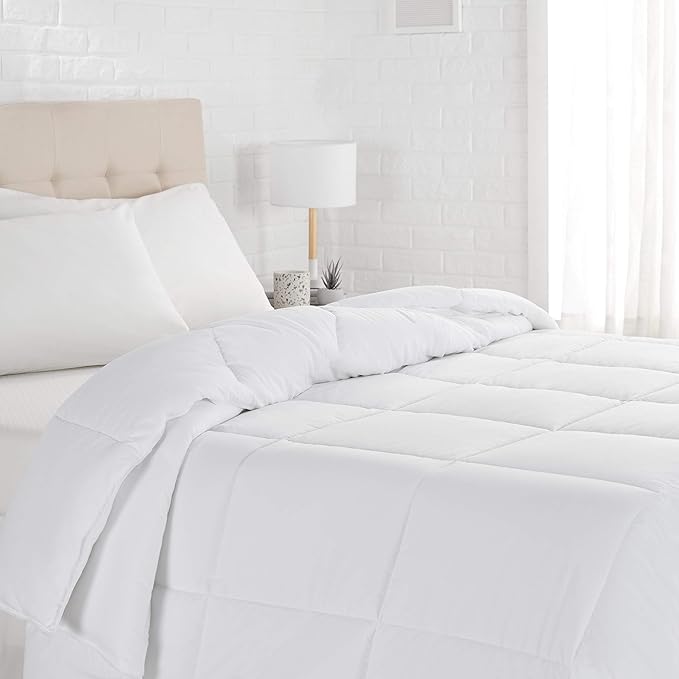 White Down Alternative Comforter and Duvet Insert with Corner Tabs (Full/Queen, Light)