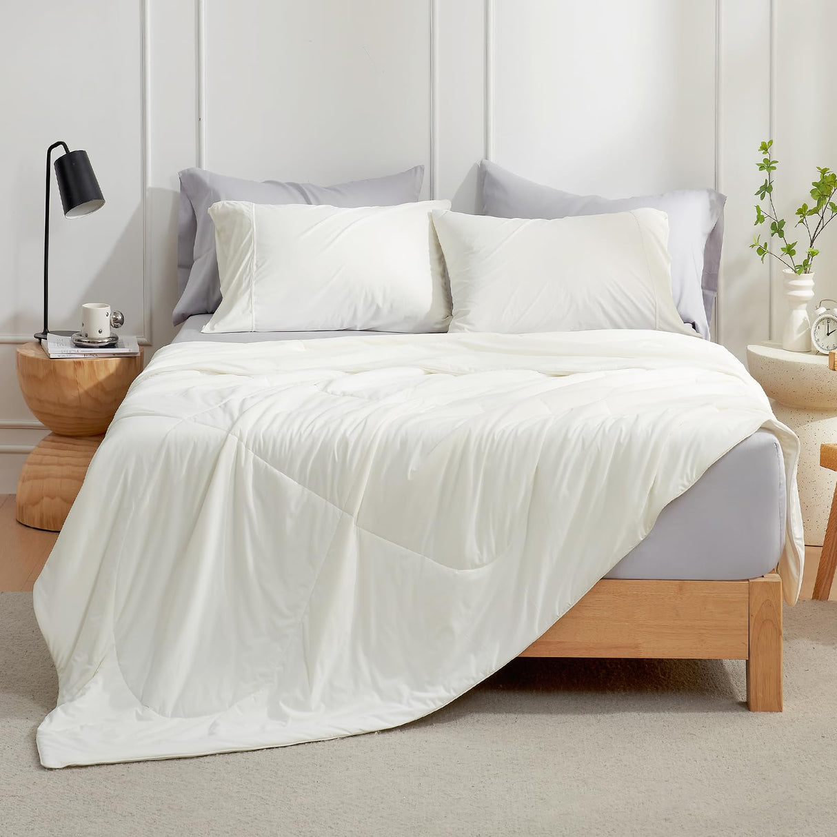 Cooling Comforter Queen Size, Cooling Blankets for Hot Sleepers and Night Sweats