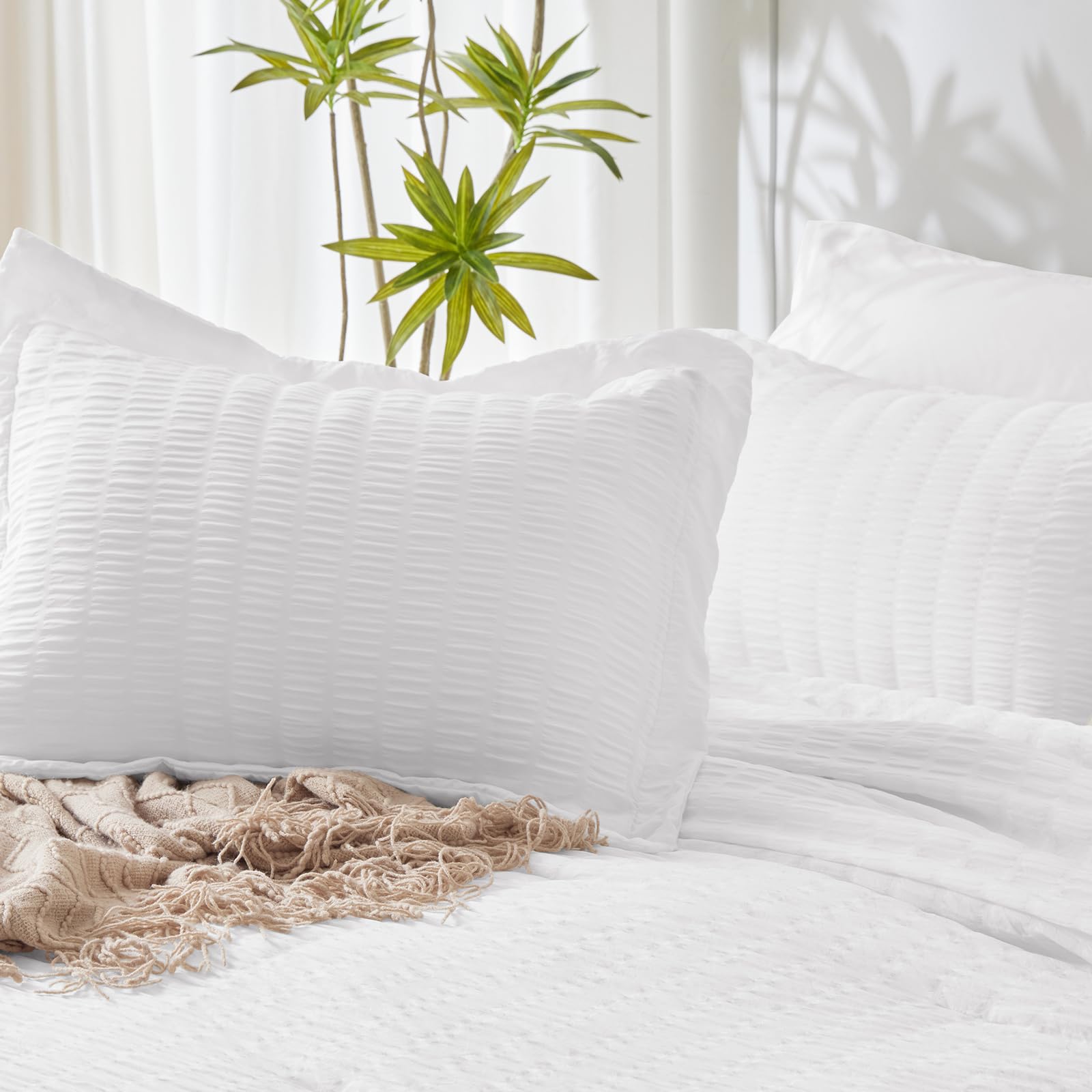 King Comforter Set with Sheets White Seersucker Bed in a Bag 7-Pieces All Season Bedding Sets