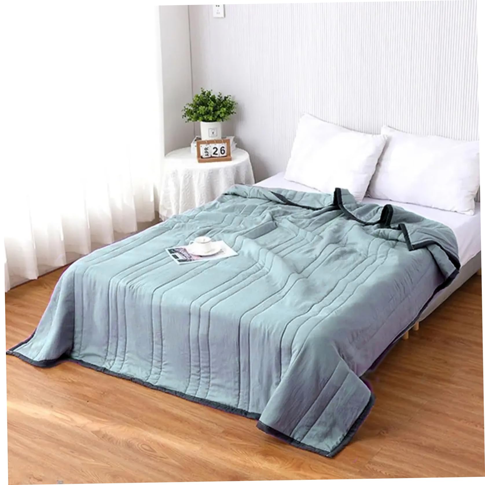 55X79'' Lightweight Summer Comforter Soft Ice Blanket for All-Season Machine Washable