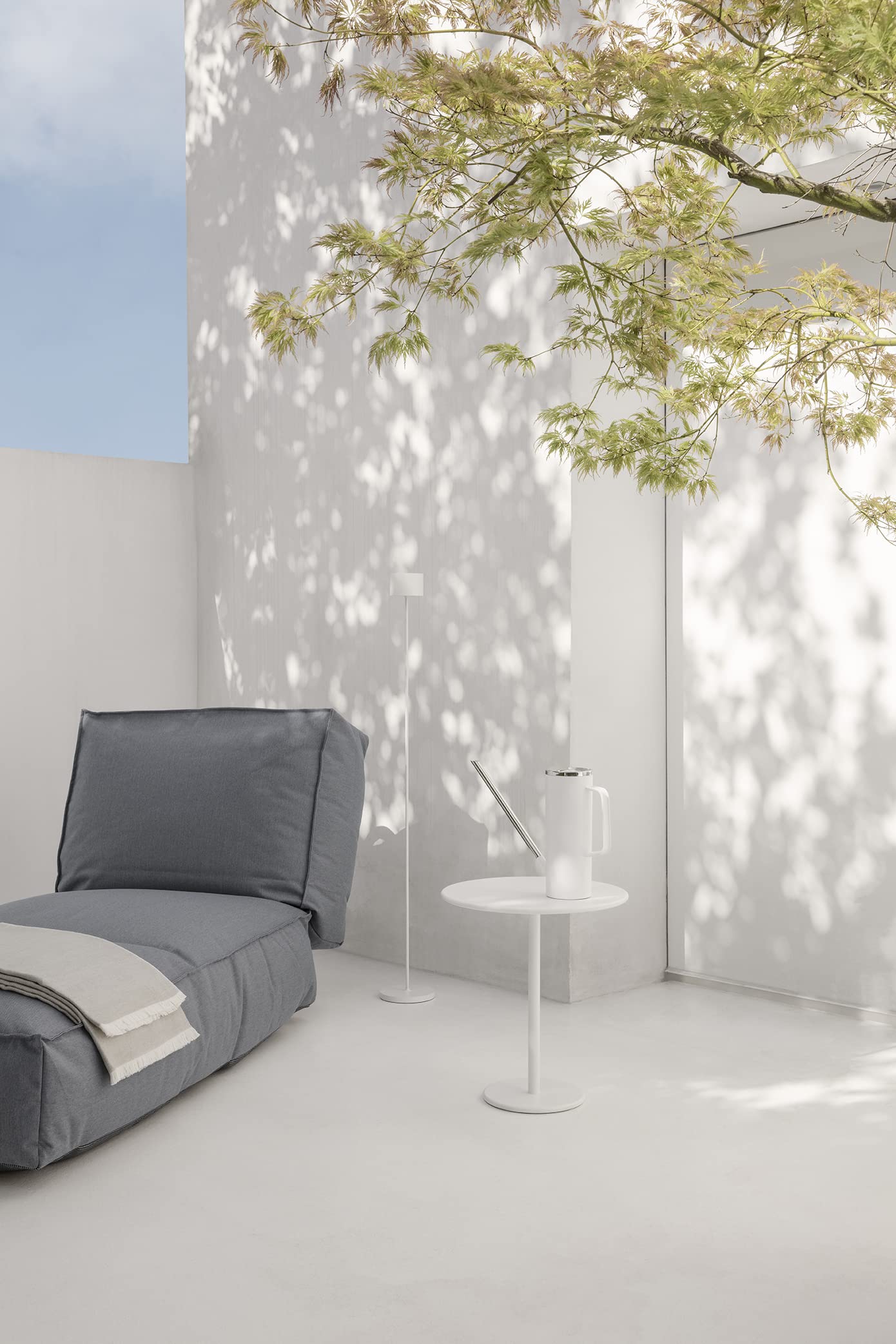 Stay Outdoor Side Table, 45x40cm / 17.7x15.8in, White