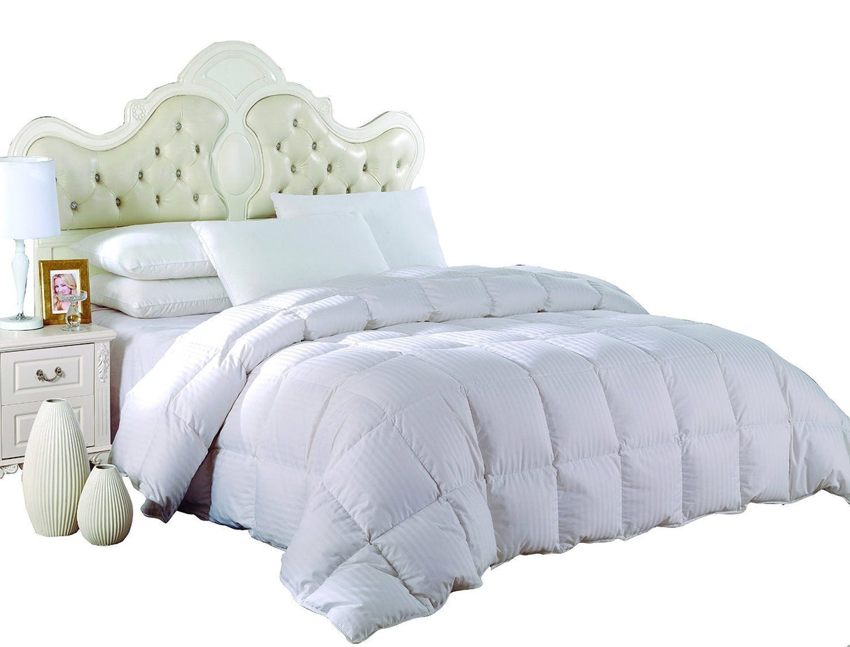 Hotel Bedding Oversized King Size Light Down-Comforter 650-Fill-Power 100% Cotton Shell 300TC - Stripe White