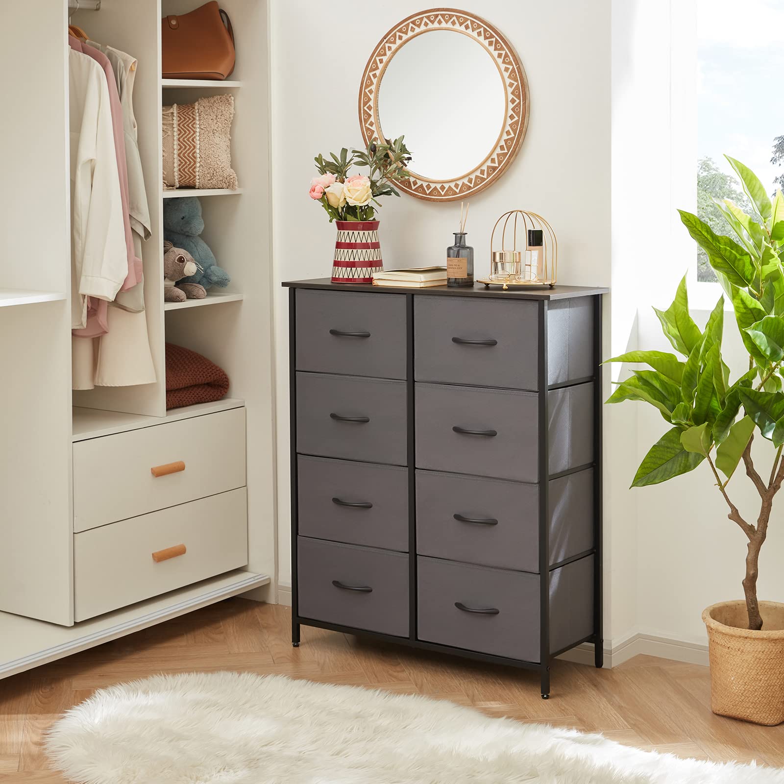 Dresser for Bedroom, Chest of Drawers with 8 Fabric Dressers