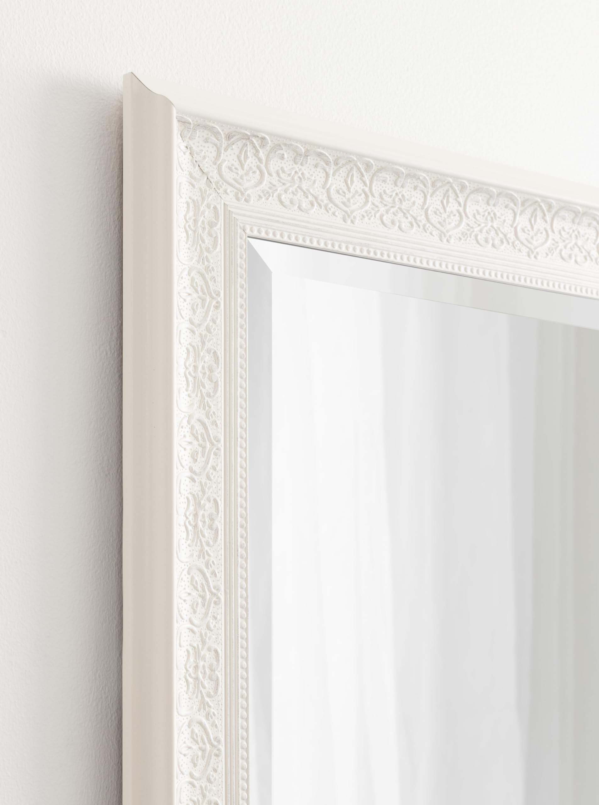 Alysia Decorative Frame Rectangle Wall Mirror