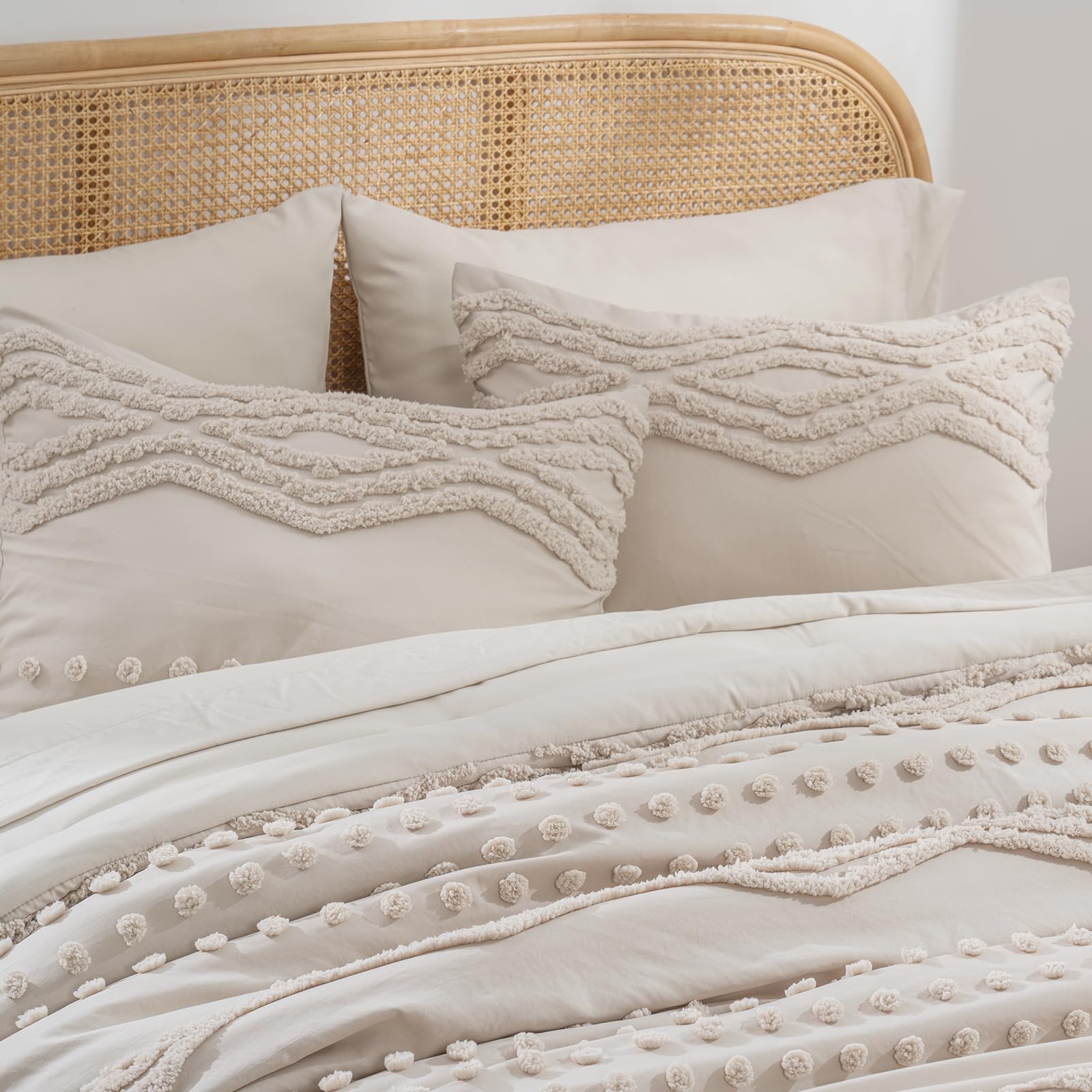 EVERGRACE King Size Comforter Set 7 Pieces Bed in a Bag for College Dorm, Beige Tufted Shabby Chic Boho Comforter and Sheet Set with Pom Pom Textured, Soft Fluffy Farmhouse Complete Bedding Set