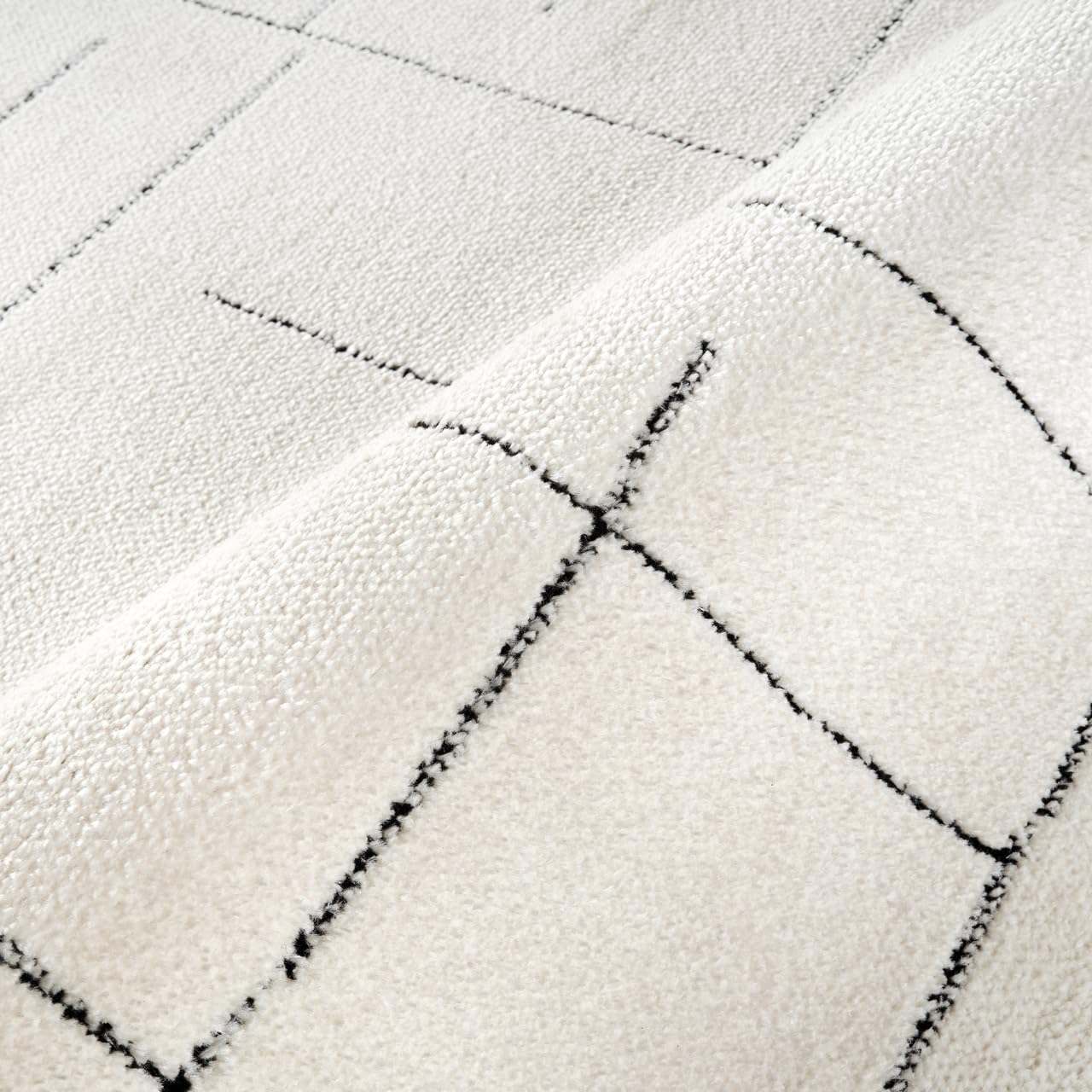 Abani Cream Area Rug – 6' x 9' – Oliver Collection – Striped Pattern – Non-Shedding, Easy to Clean – Durable for Living Room, Bedroom, or Office, Pet & Child Friendly