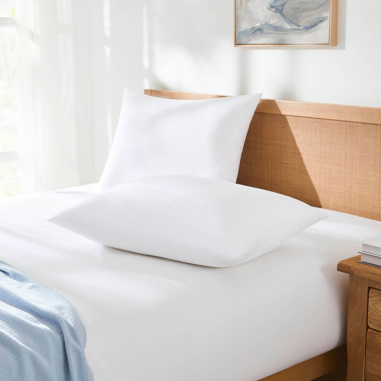 Bed Pillows for Sleeping - Breathable & Comfortable, Ideal for Side
