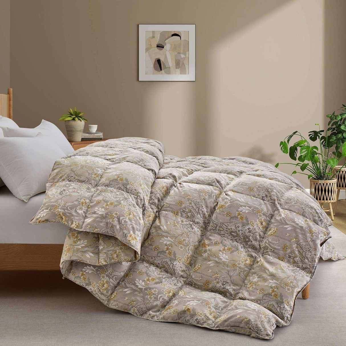Paisley Floral Botanical Pattern White Goose Feather Comforter California King