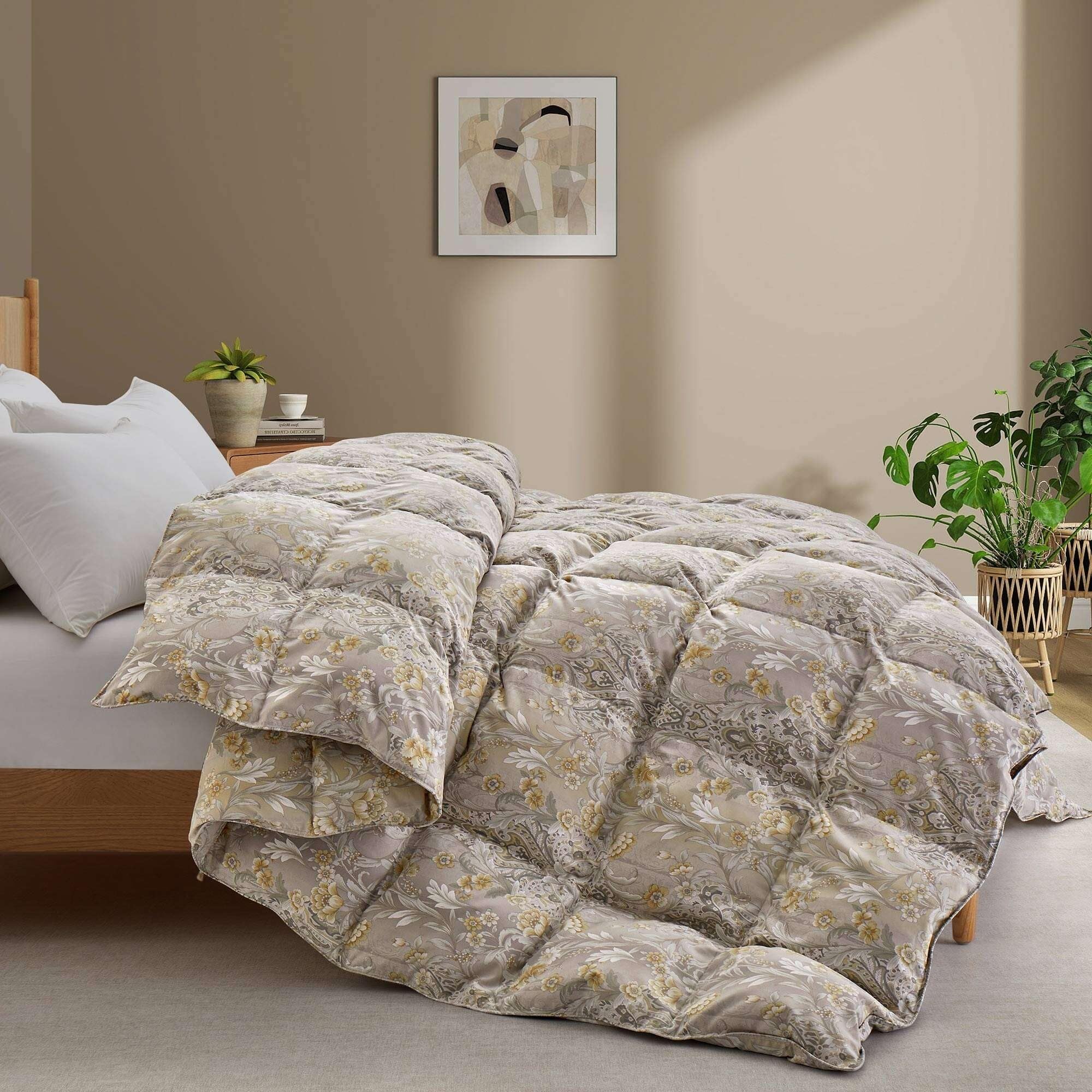 Paisley Floral Botanical Pattern White Goose Feather Comforter California King