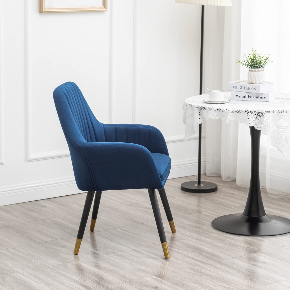 Tuchico Accent, one Chair, Blue