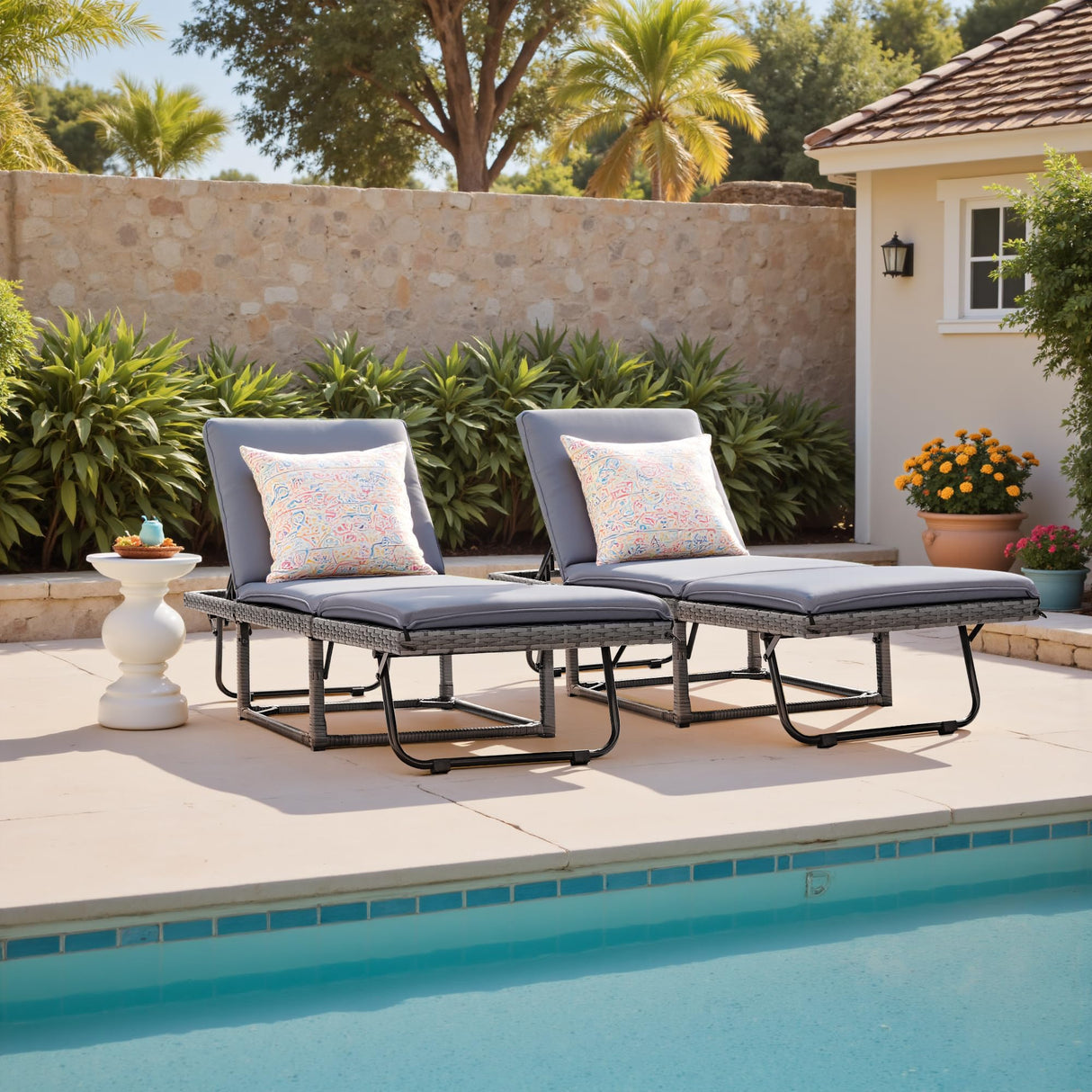 Foldable Rattan Chaise Lounge 2-Pack, 5-Angle Adjustable Backrest Patio Chairs for Beach