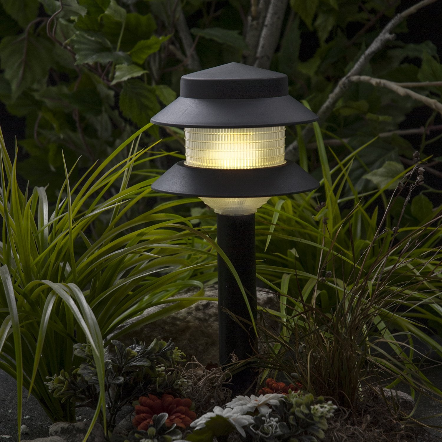 Lumen Modern 2-Tier Low Voltage Path Light