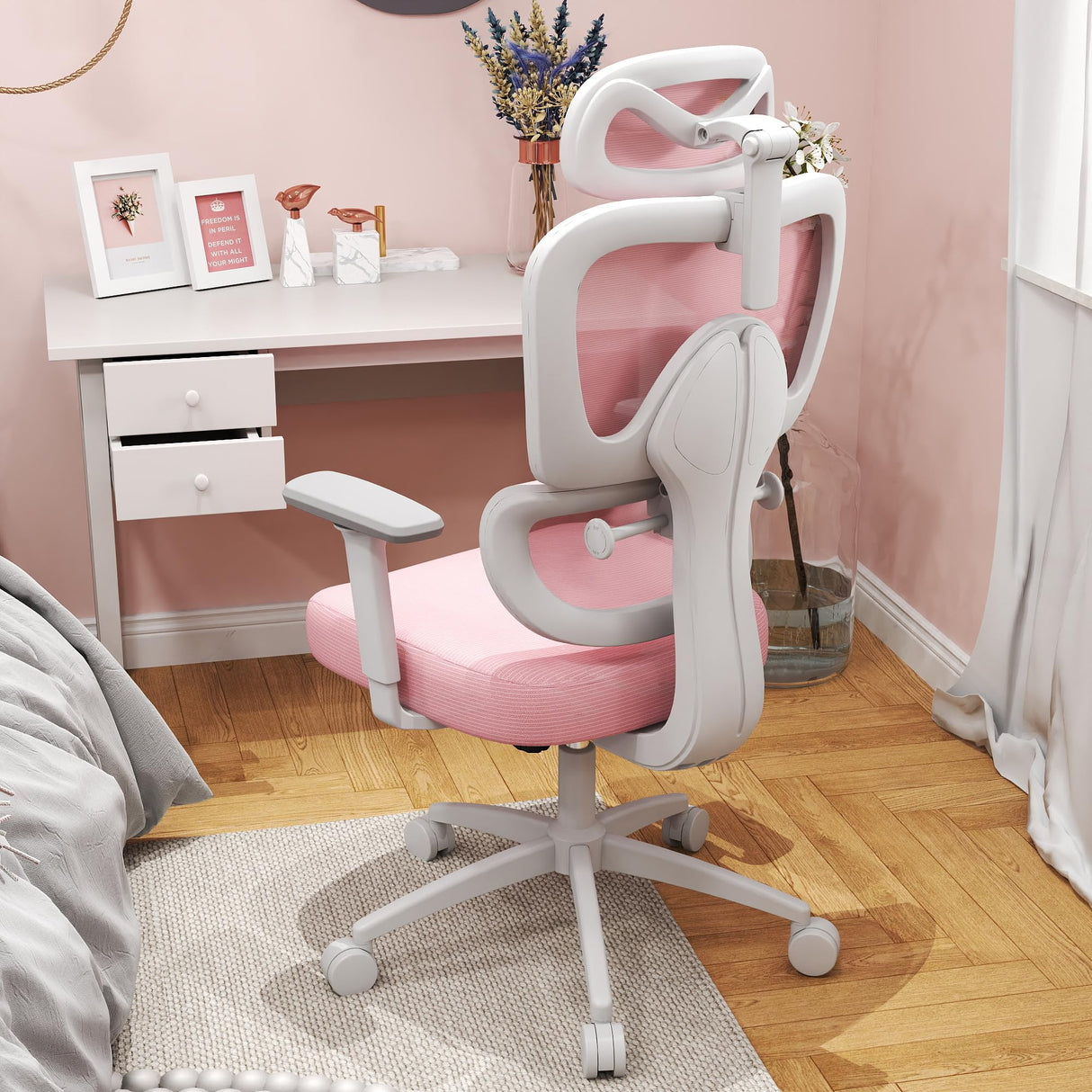 Ergonomic Office Chair with Adjustable Lumbar Support and 3D Arms