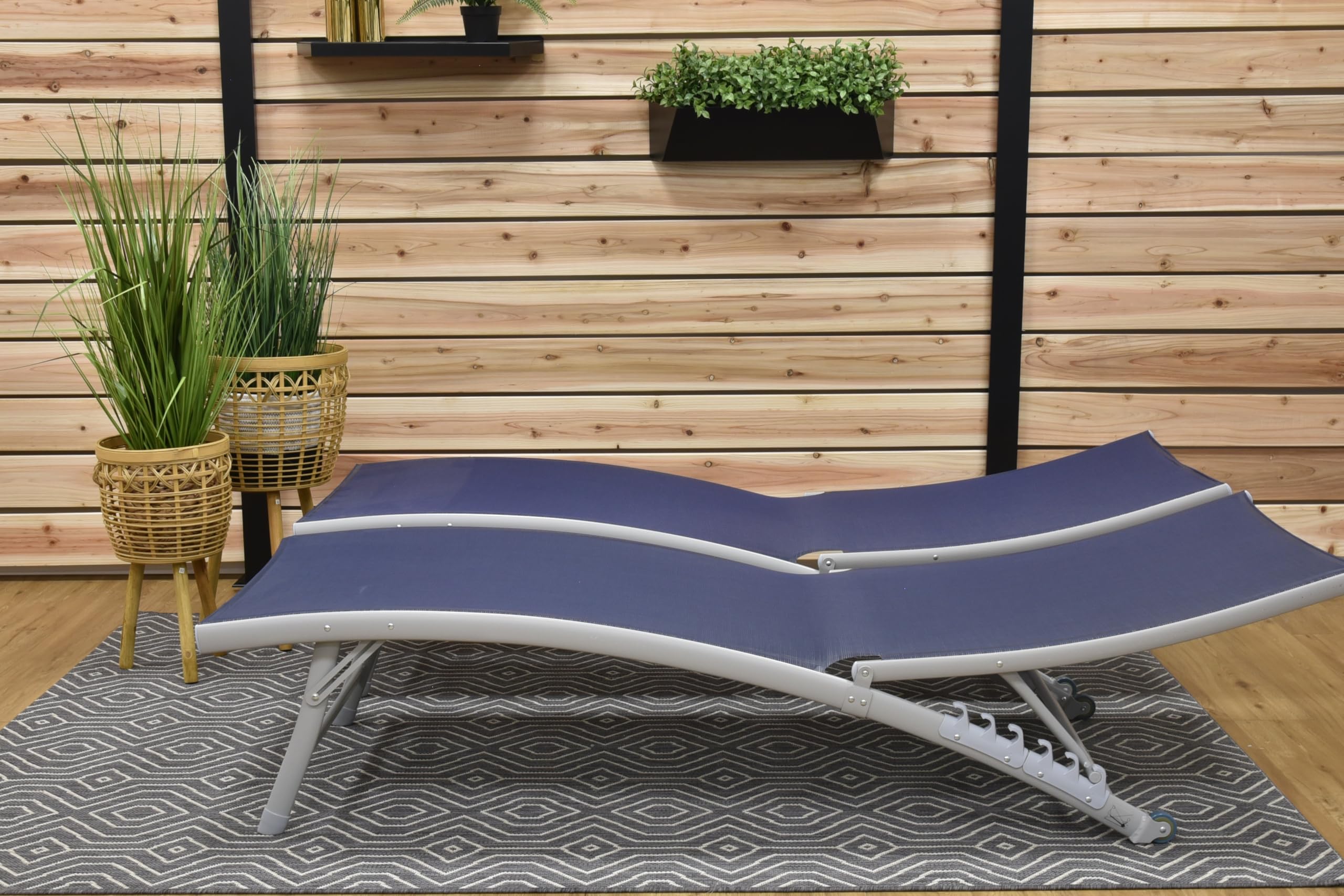 6 Position Aluminum Stackable Lounger Set with Wheels, Made with Premium Durable Outdoor Fabric