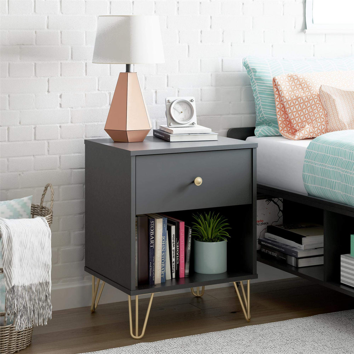 Owen Nightstand, Black