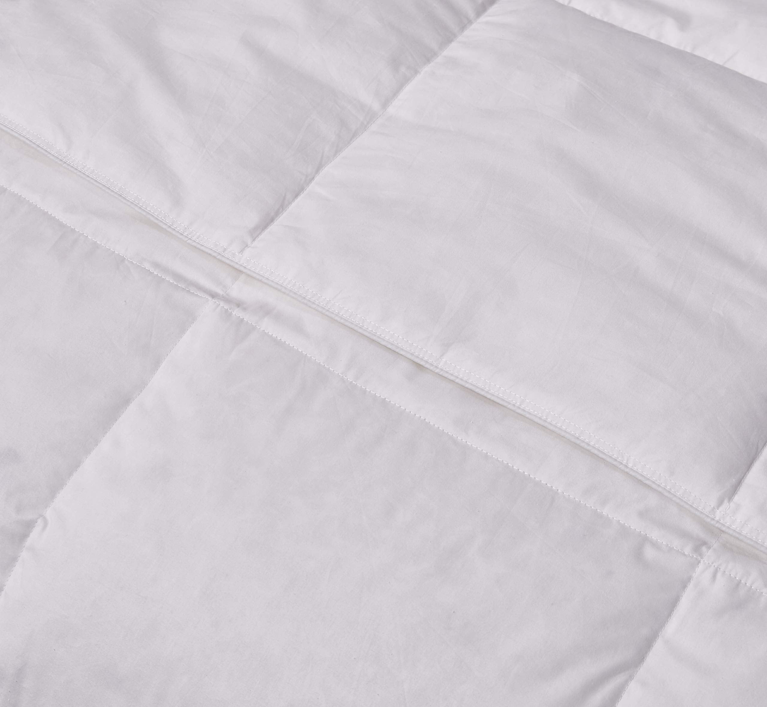 Oversized Hungarian White Goose Down Comforter King in White color