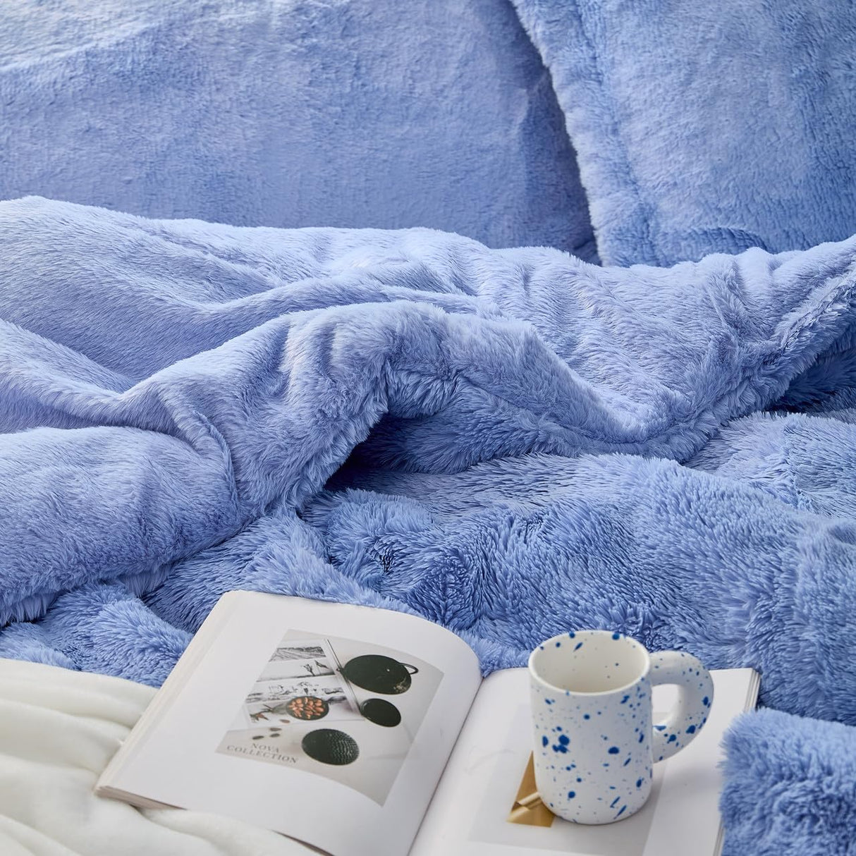 Byourbed Chunky Bunny Homie - Coma Inducer® Oversized King Comforter Set - Kentucky Blue