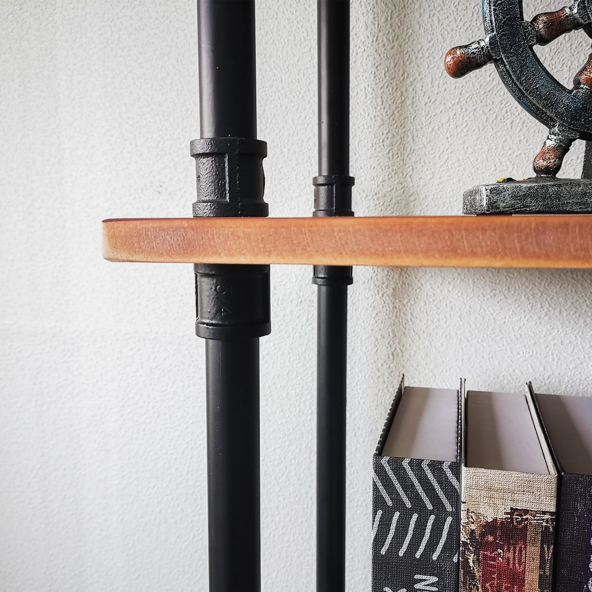 Industrial Bookshelves, Wood Pipe Bookshelf, 5 Shelf Rustic Display Storage Tall Standing