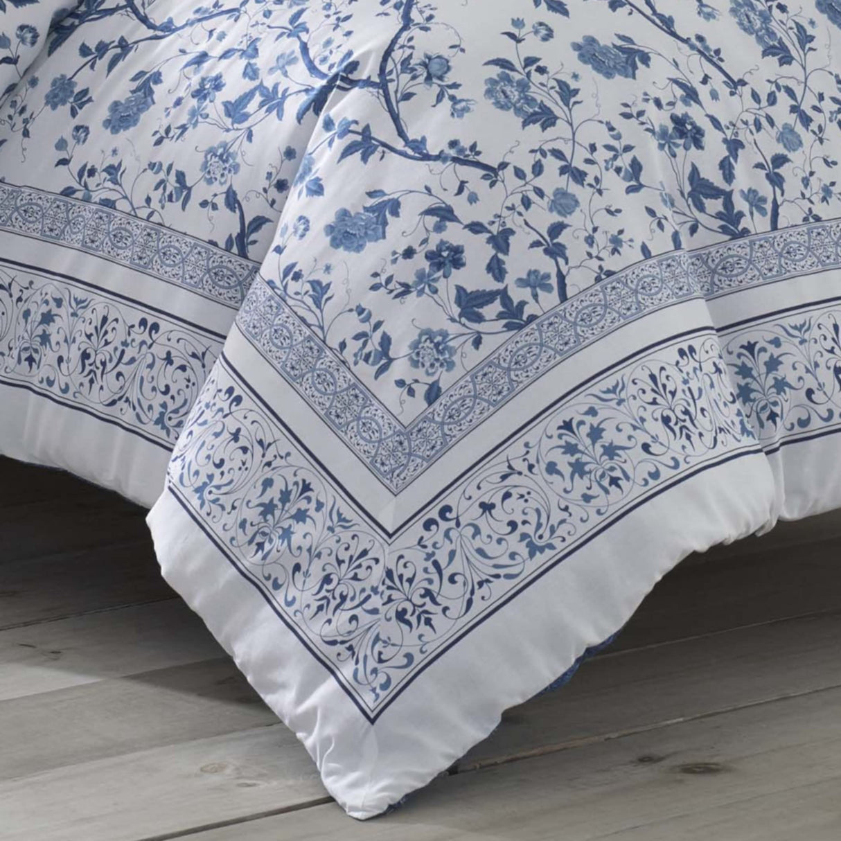 King Comforter Set, Cotton Bedding with Matching Shams & Bed Skirt, Stylish Home Decor