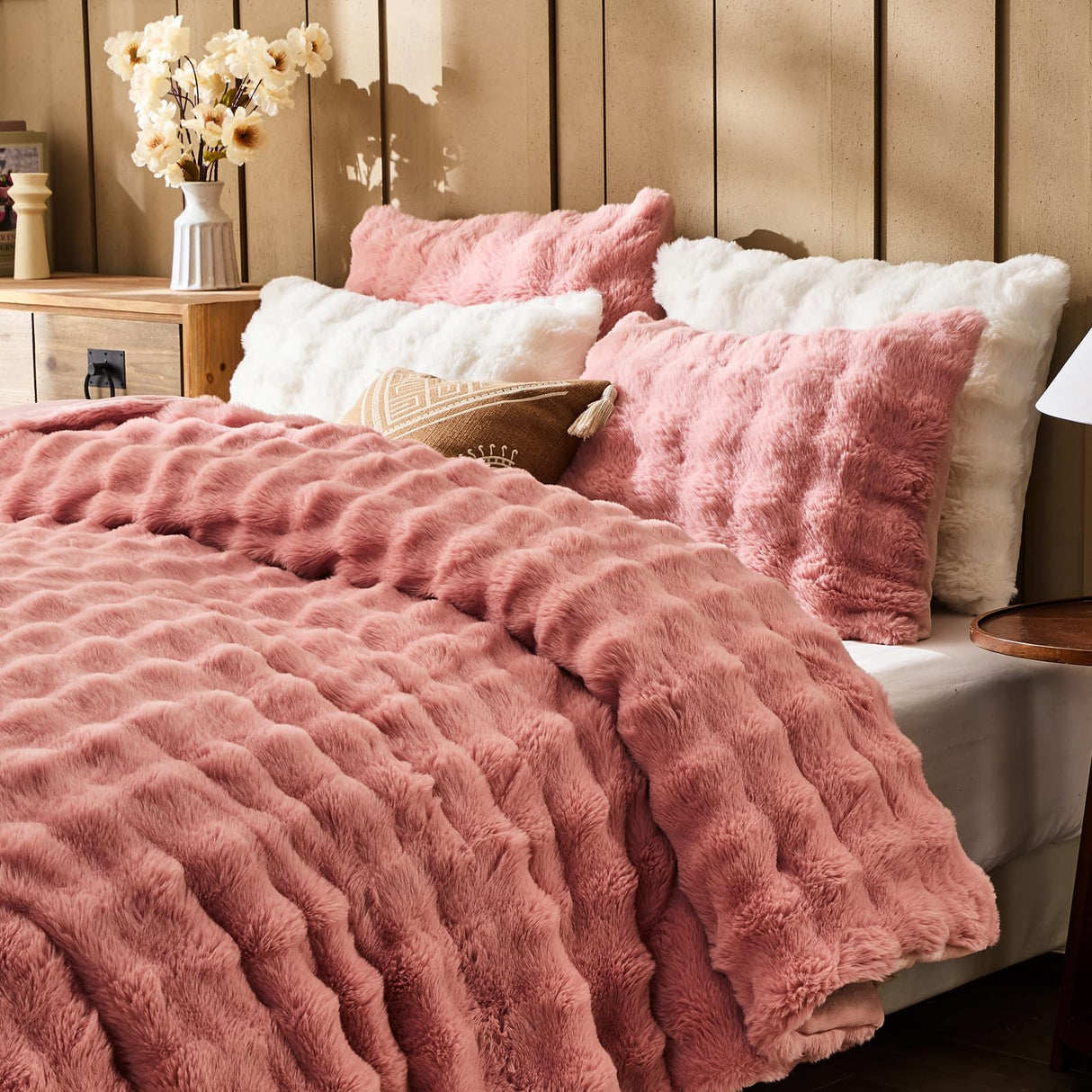 Faux Fur Queen Comforter Set – Pink Fluffy Comforter Queen Size, Big Bubble Faux Rabbit