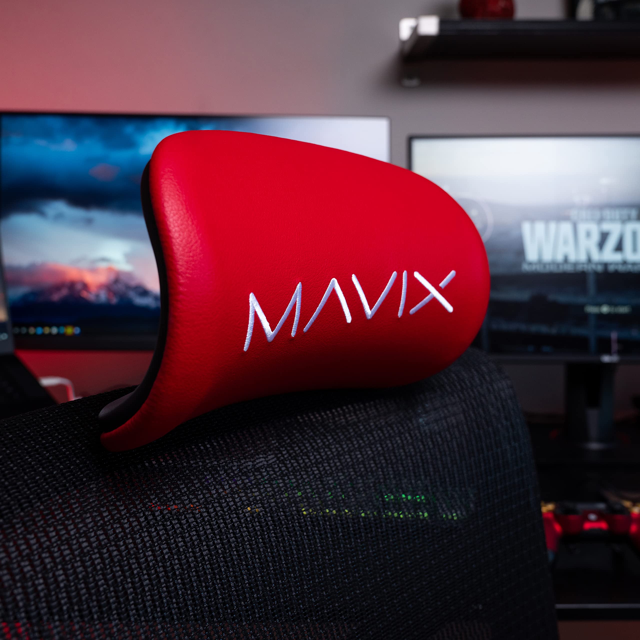 M7 Gaming Chair with Ergonomic Lumbar Support - 21" Wide Seat