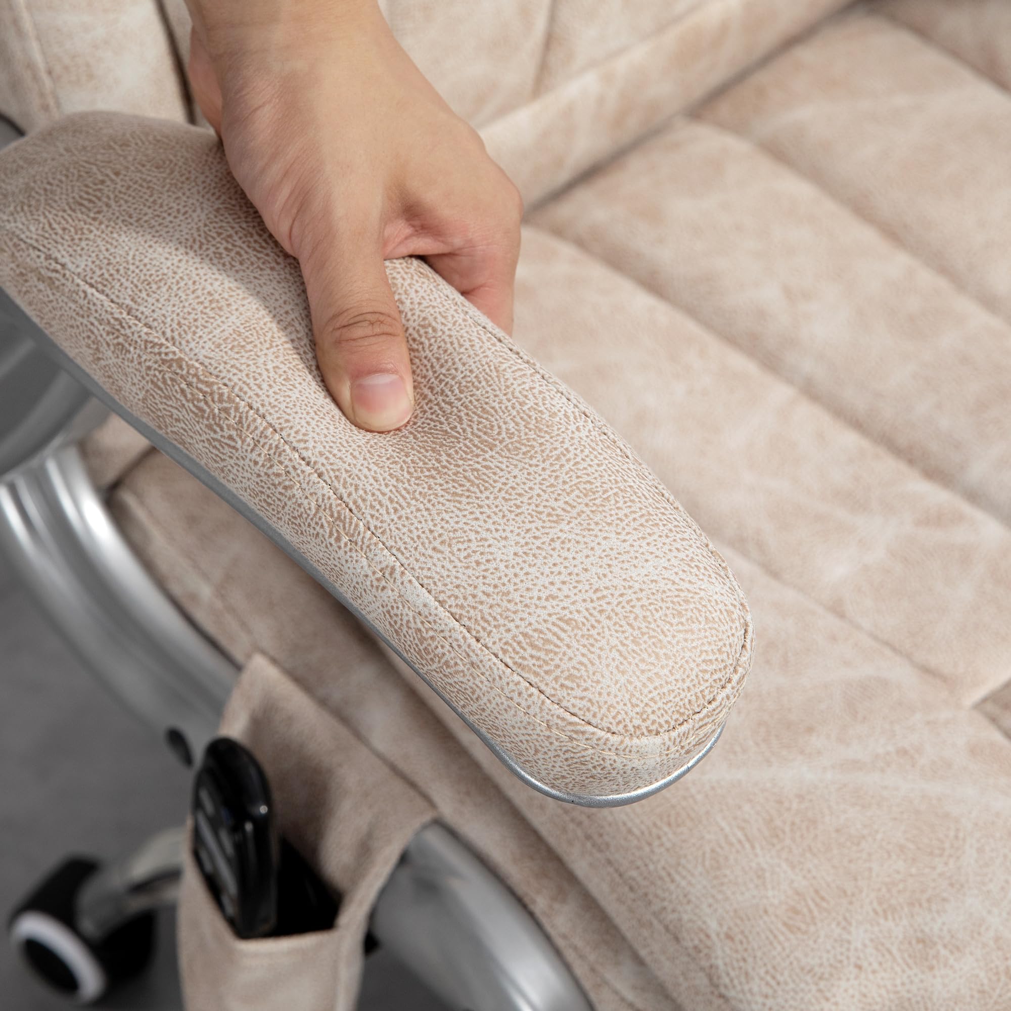 High Back Vibration Massage Office Chair with Heat - Cream White