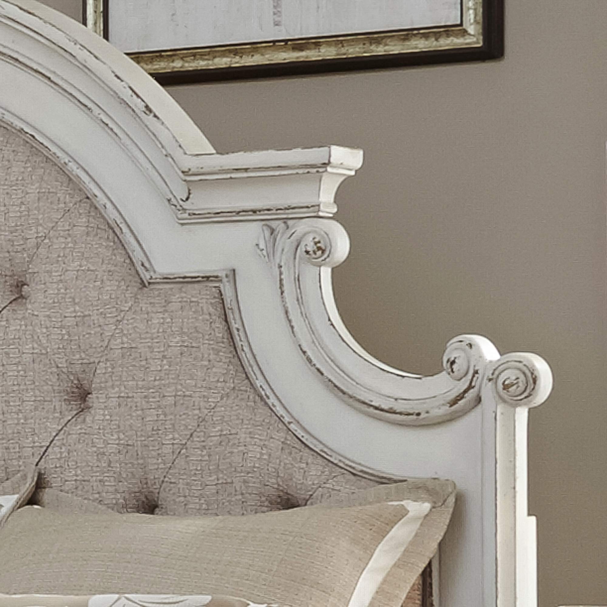 Magnolia Manor King Upholstered Bed - Antique White Tufted Chenille