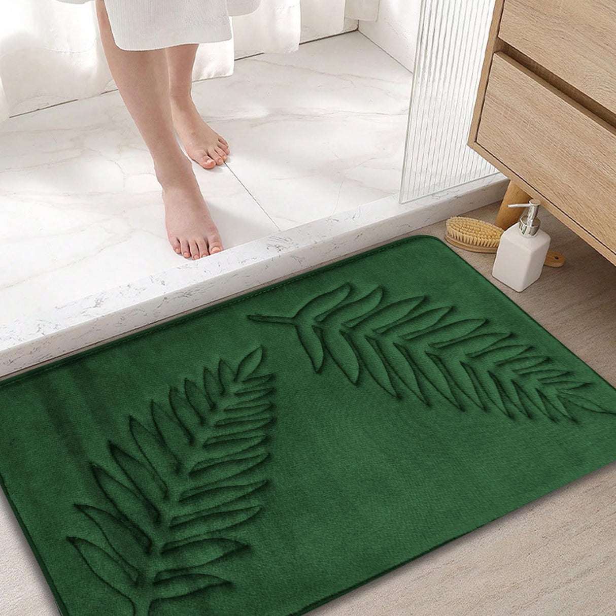 voofly Bath Mat 36" X 24" Memory Foam Absorbent Bathroom Rugs Quick Dry Washable Leaf Bathroom Mats Flannel Velvet Non Slip Bath Rug for Bathroom Floor Green