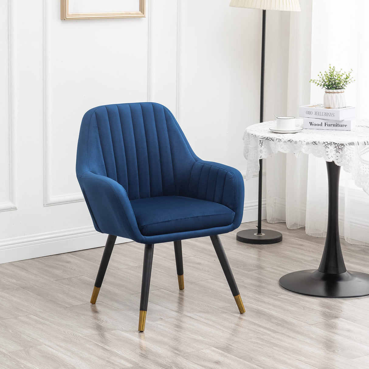 Tuchico Accent, one Chair, Blue