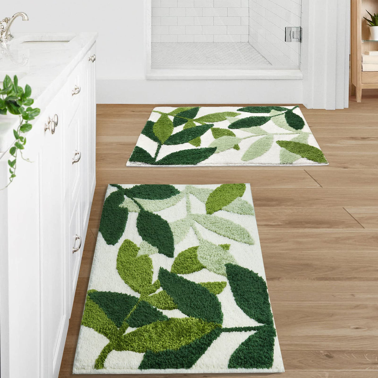 Gibelle Green Bathroom Rug Set 2 Piece, Non-Slip Strong Water Absorbent Plush Microfiber Bath Mat Rug Set, Machine Washable Bathroom Floor Mat Cute Shower Rug Bathmat Indoor Doormat (18"x26"+20"x32")