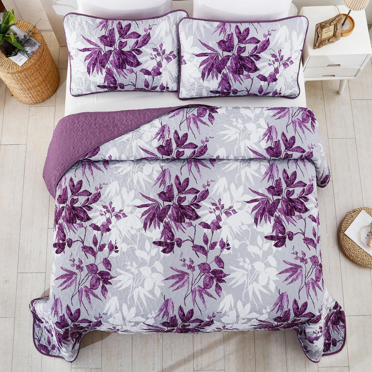 Floral Quilt Set Queen Size,3 Pieces Purple and White Summer Botanical