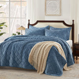 Luxury Velvet Queen Quilt Set, Ultra Soft Lightweight Quilted Velvet Comforter, Diamond